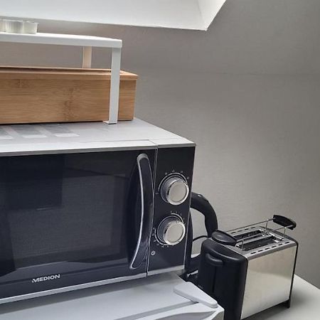 Berg Messe Dg 1Zi, K,D,B Parkplatz, W-Lan, Homeoffice Бергиш-Гладбах Экстерьер фото