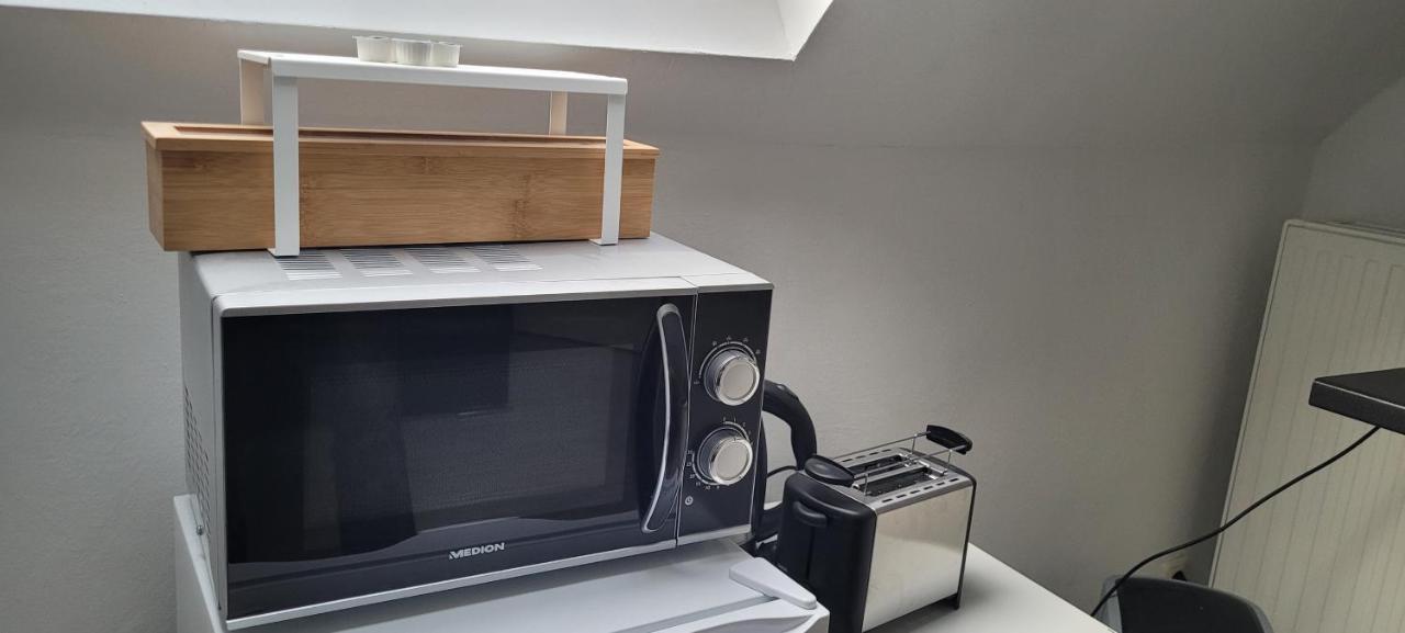Berg Messe Dg 1Zi, K,D,B Parkplatz, W-Lan, Homeoffice Бергиш-Гладбах Экстерьер фото